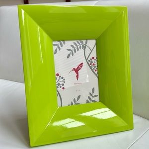 Papyrus 5" × 7" lime green photo /art frame